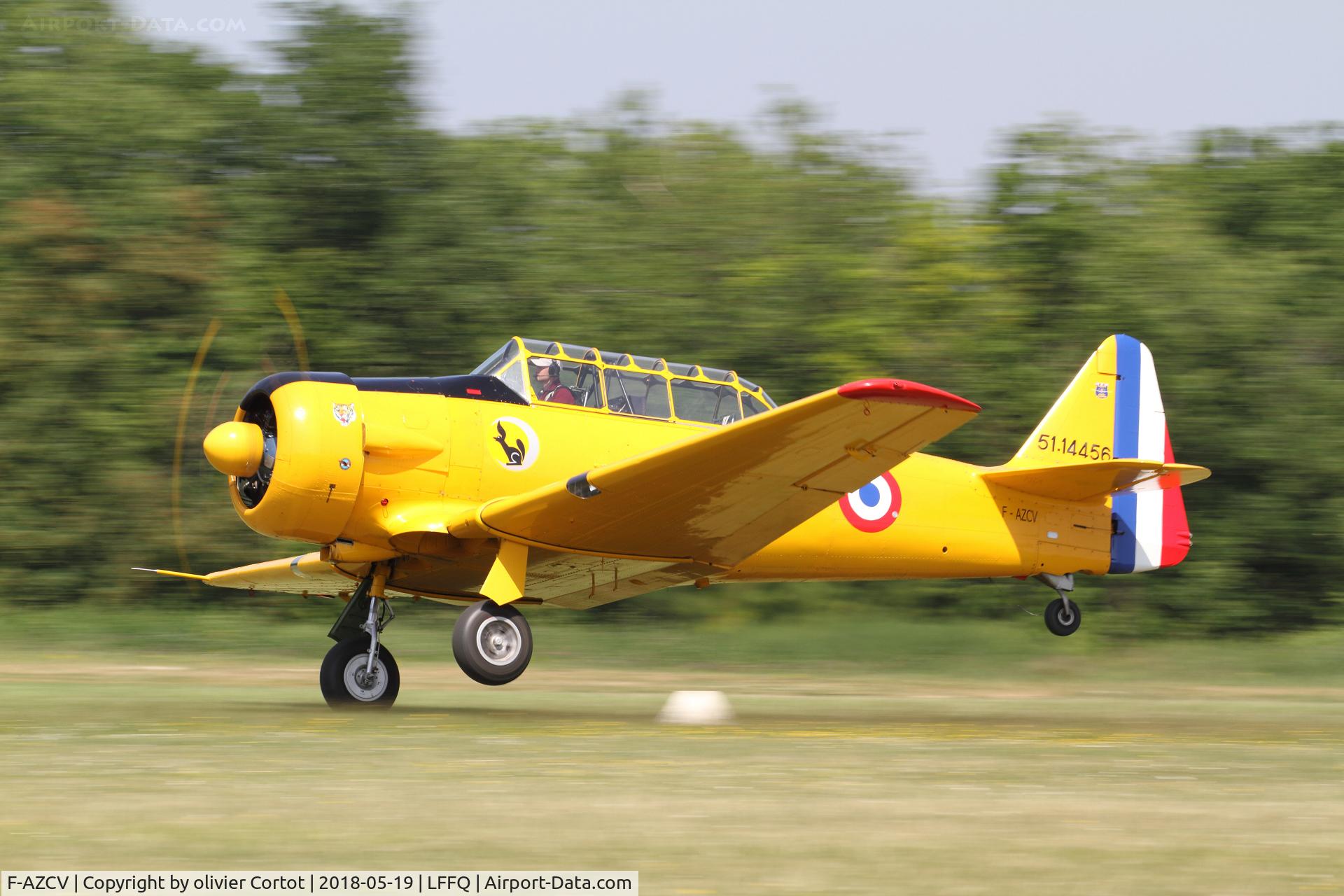F-AZCV, 1951 North American T-6G Texan C/N 182-143, Ferte Alais airshow 2018