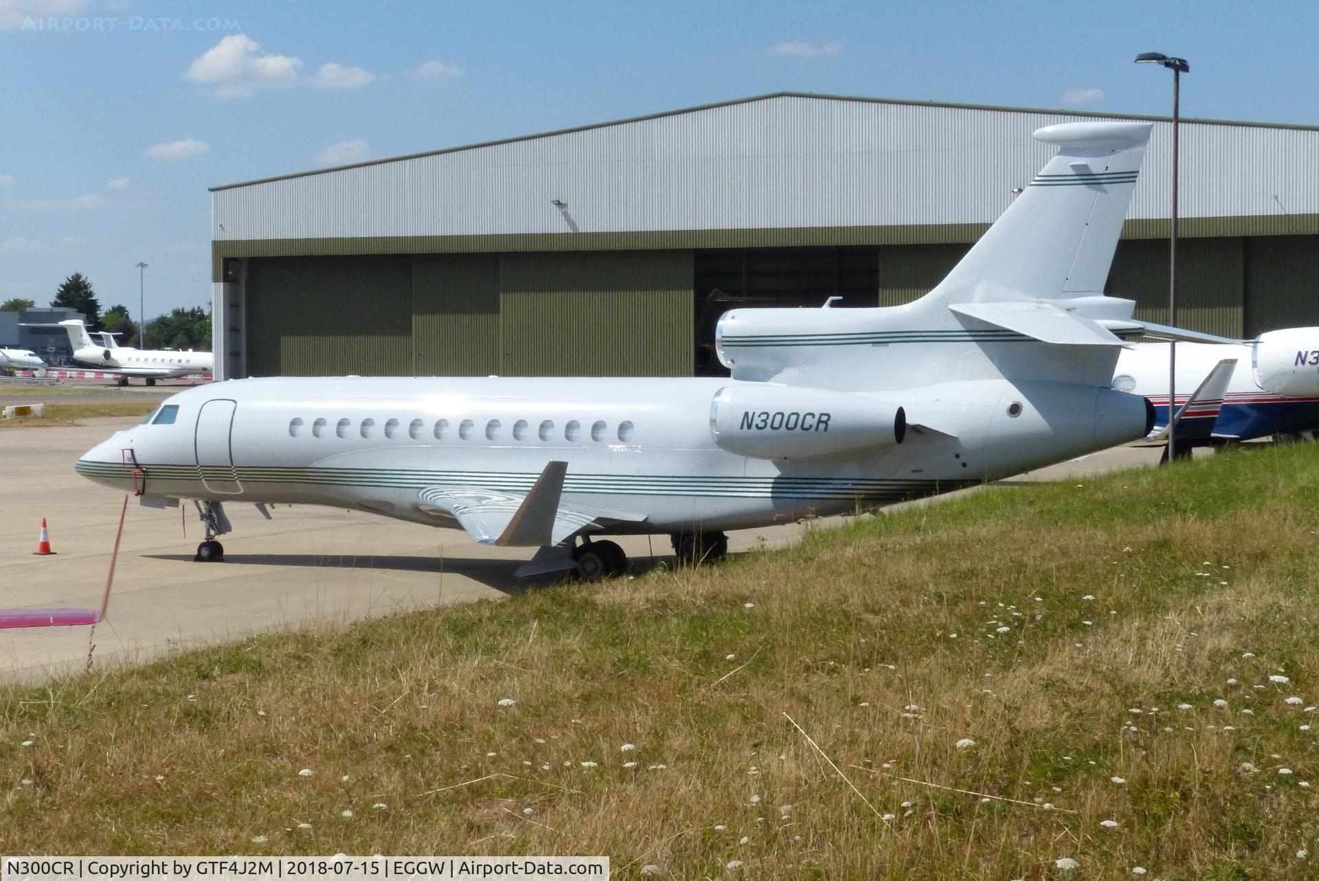 N300CR, 2008 Dassault Falcon 7X C/N 29, N300CR at Luton 15.7.18