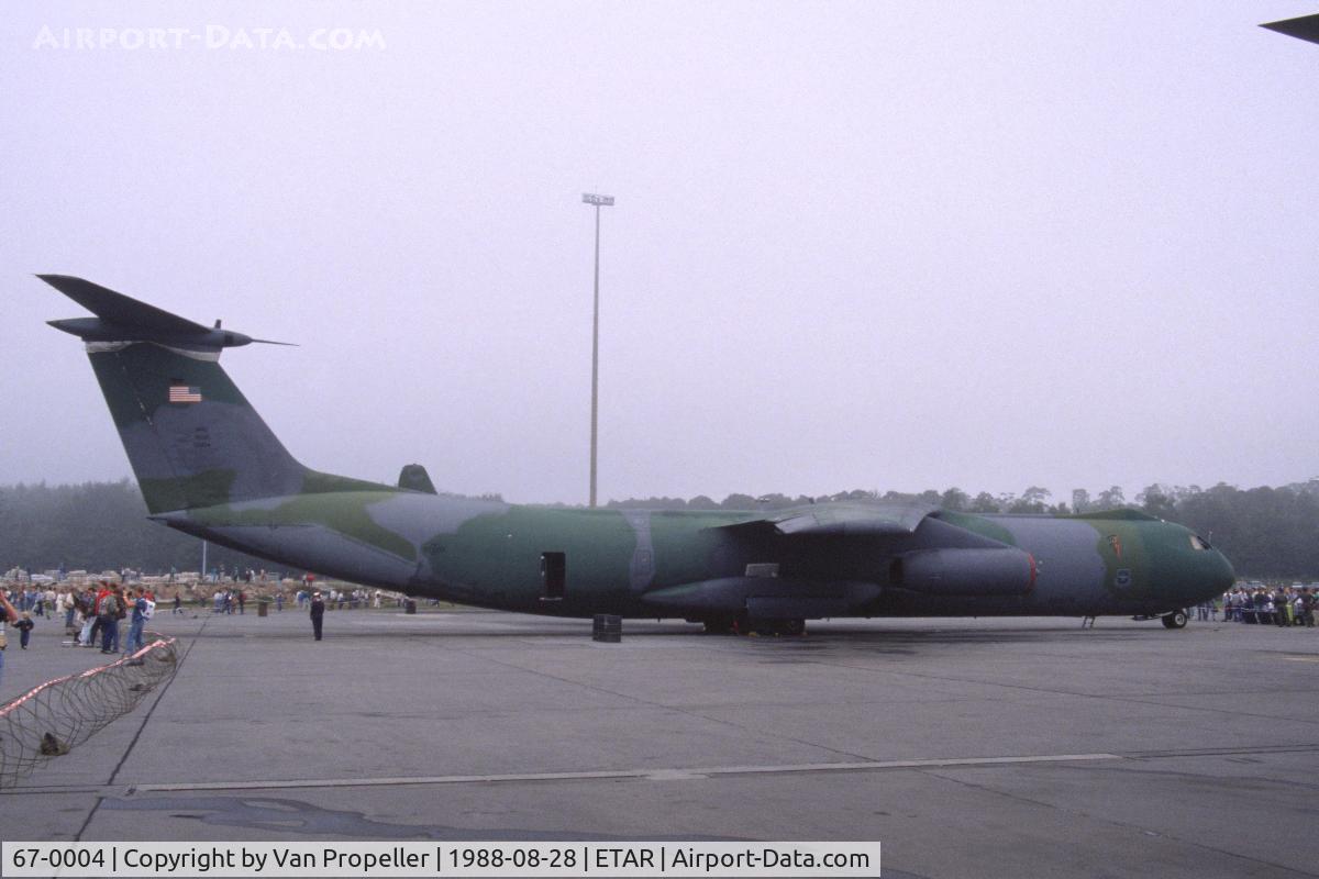 67-0004, 1967 Lockheed C-141B Starlifter C/N 300-6255, USAF Lockheed C-141B Starlifter at Ramstein air base, Germany, 1988
