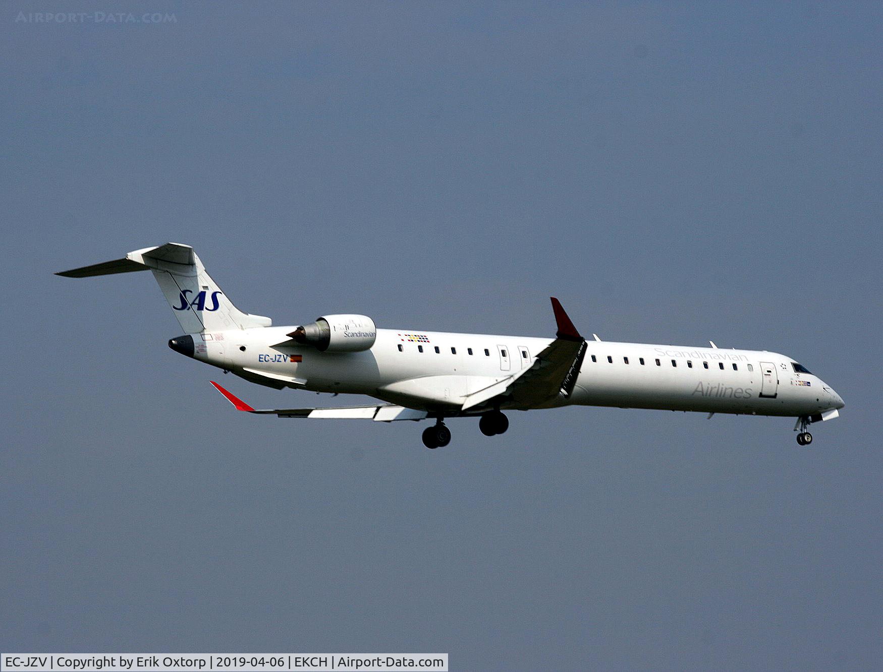 EC-JZV, 2007 Bombardier CRJ-900 (CL-600-2D24) C/N 15117, EC-JZV landing rw 04L