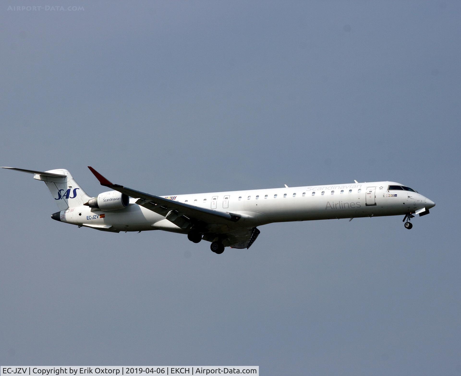 EC-JZV, 2007 Bombardier CRJ-900 (CL-600-2D24) C/N 15117, EC-JZV landing rw 04L