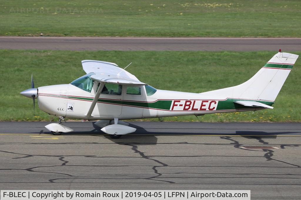 F-BLEC, 1963 Cessna 182F Skylane C/N 18254872, Taxiing
