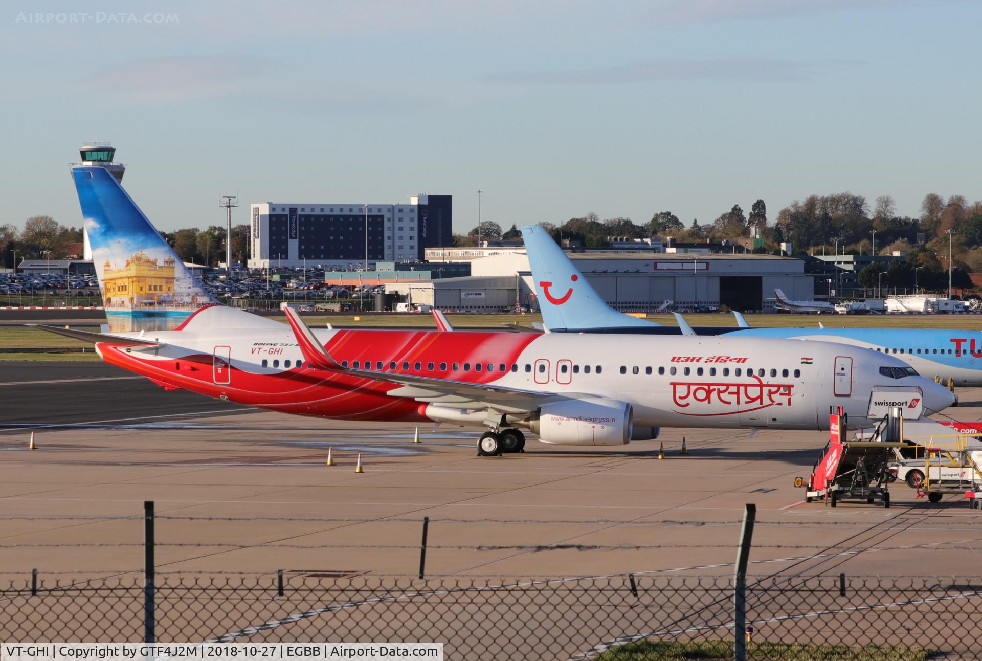 VT-GHI, 2018 Boeing 737-800 C/N 43898, VT-GHI on delivery at Birmingham 27.10.18