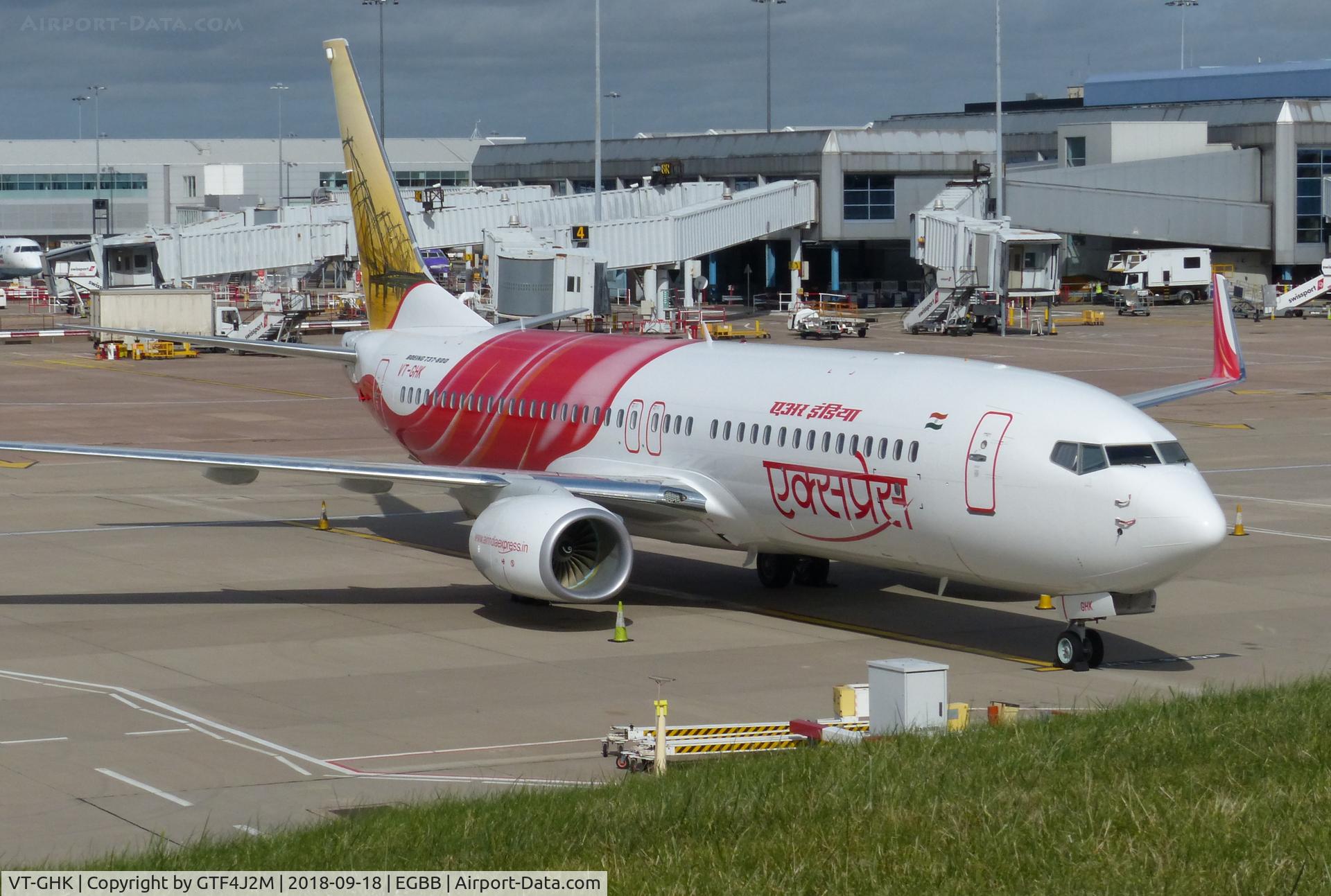 VT-GHK, 2018 Boeing 737-86N C/N 43912, VT-GHK on delivery at Birmingham 18.9.18