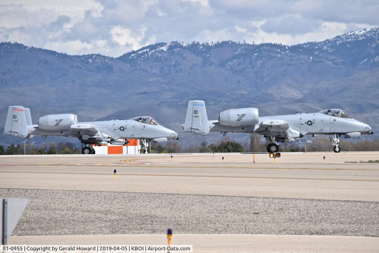 81-0955, 1981 Fairchild Republic A-10C Thunderbolt II C/N A10-0650, On RWY 10R along with 78-0707 awaiting take off clearance.  190th Fighter Sq., 124th Fighter Wing, Idaho ANG.