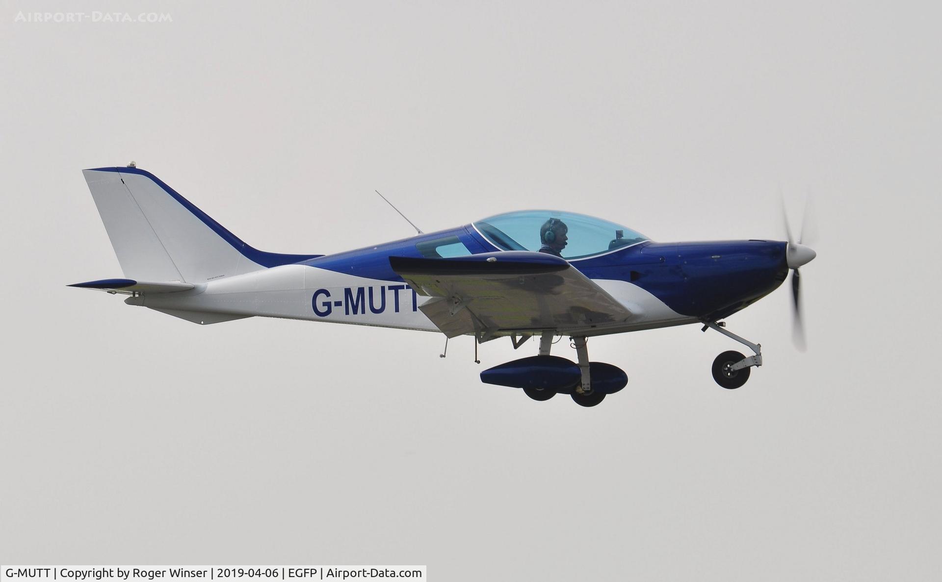 G-MUTT, 2007 CZAW SportCruiser C/N PFA 338-14667, Visiting SportCruiser.