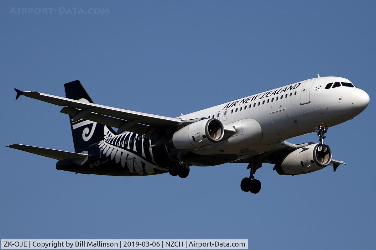 ZK-OJE, 2003 Airbus A320-232 C/N 2148, finals to 02