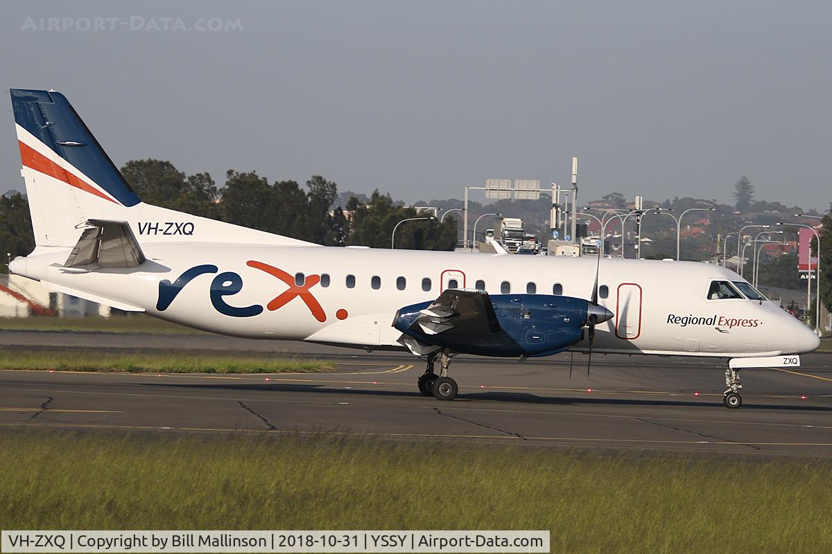 VH-ZXQ, 1997 Saab 340B C/N 340B-423, taxiing