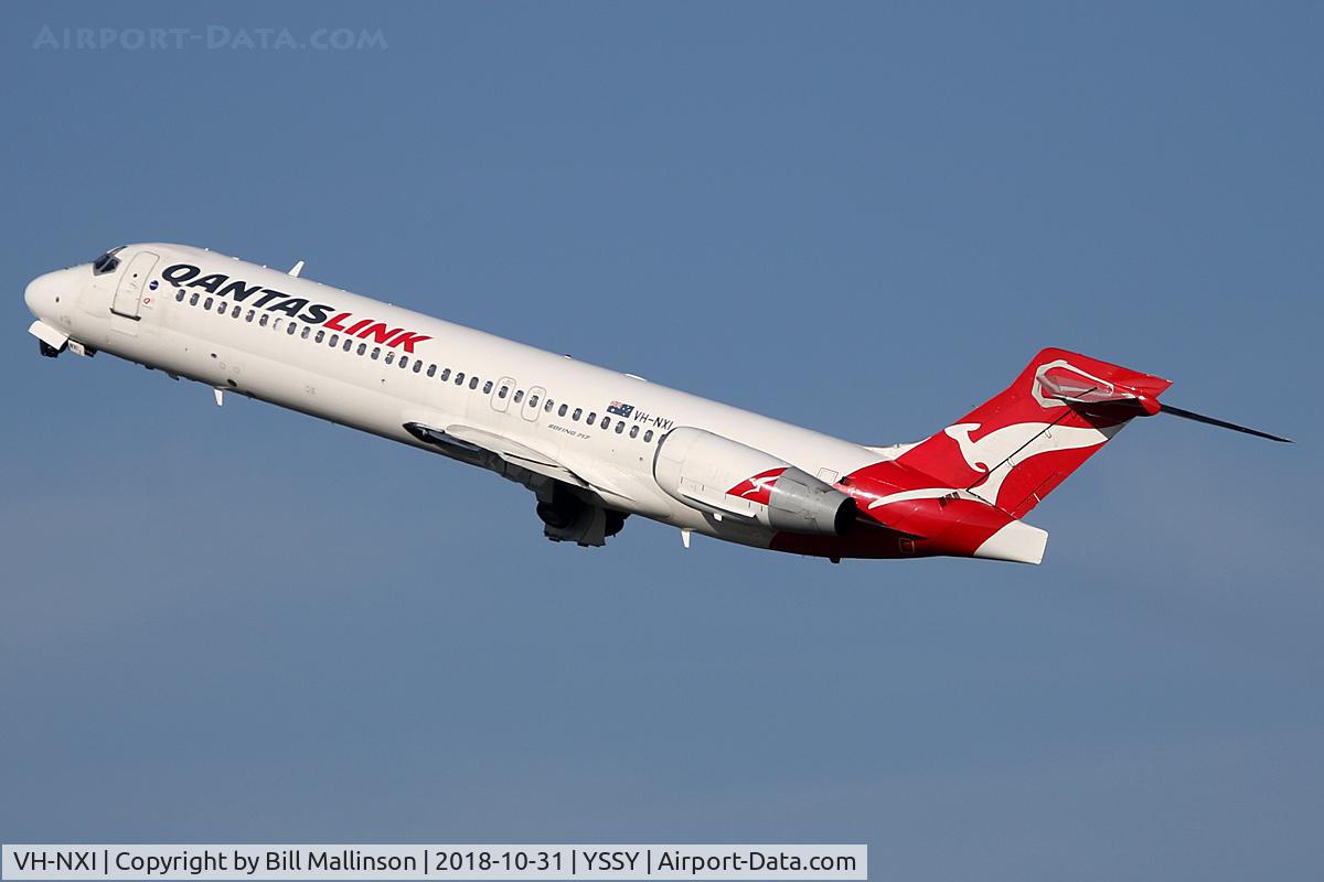 VH-NXI, 1999 Boeing 717-2K9 C/N 55054, off from 16R
