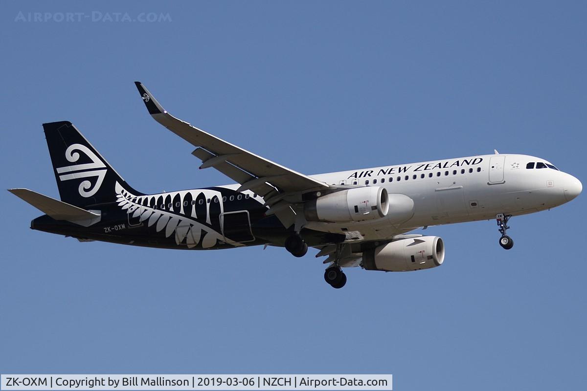 ZK-OXM, 2016 Airbus A320-232 C/N 7362, finals to 02
