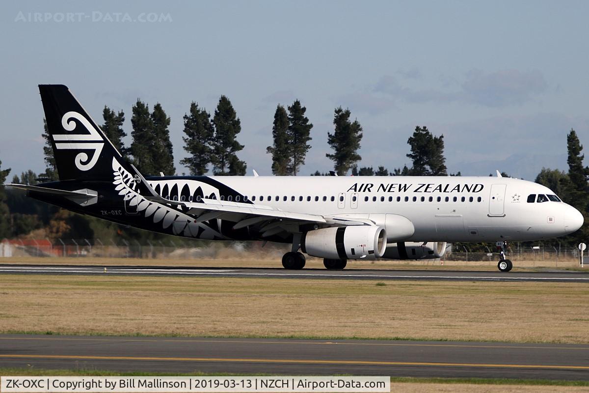 ZK-OXC, 2013 Airbus A320-232 C/N 5847, onto 02