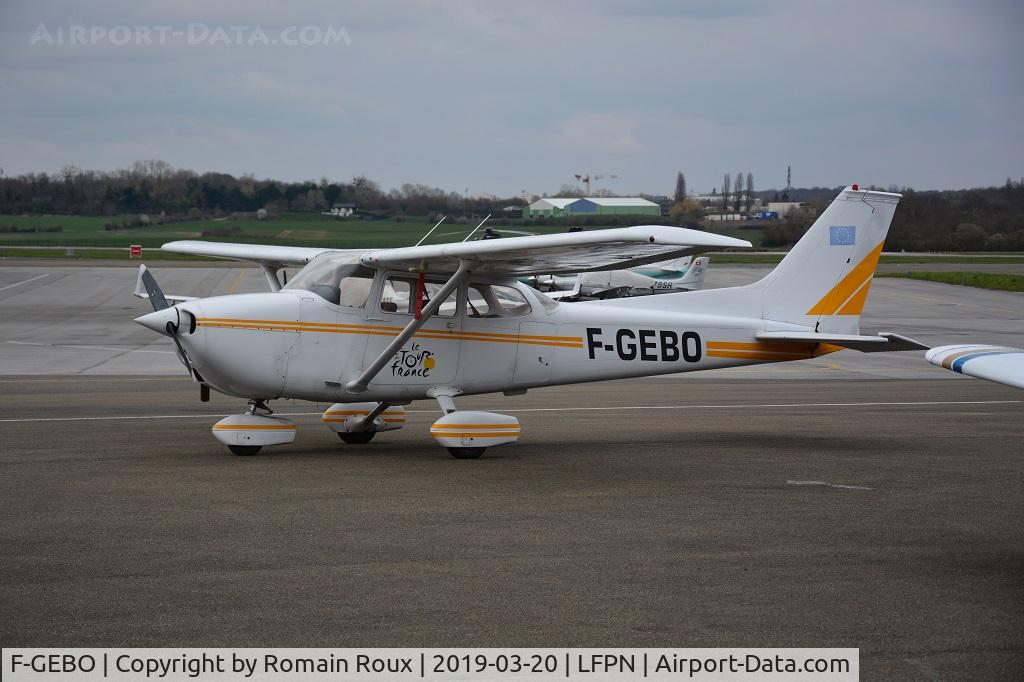 F-GEBO, Reims F172M Skyhawk C/N 1364, Parked