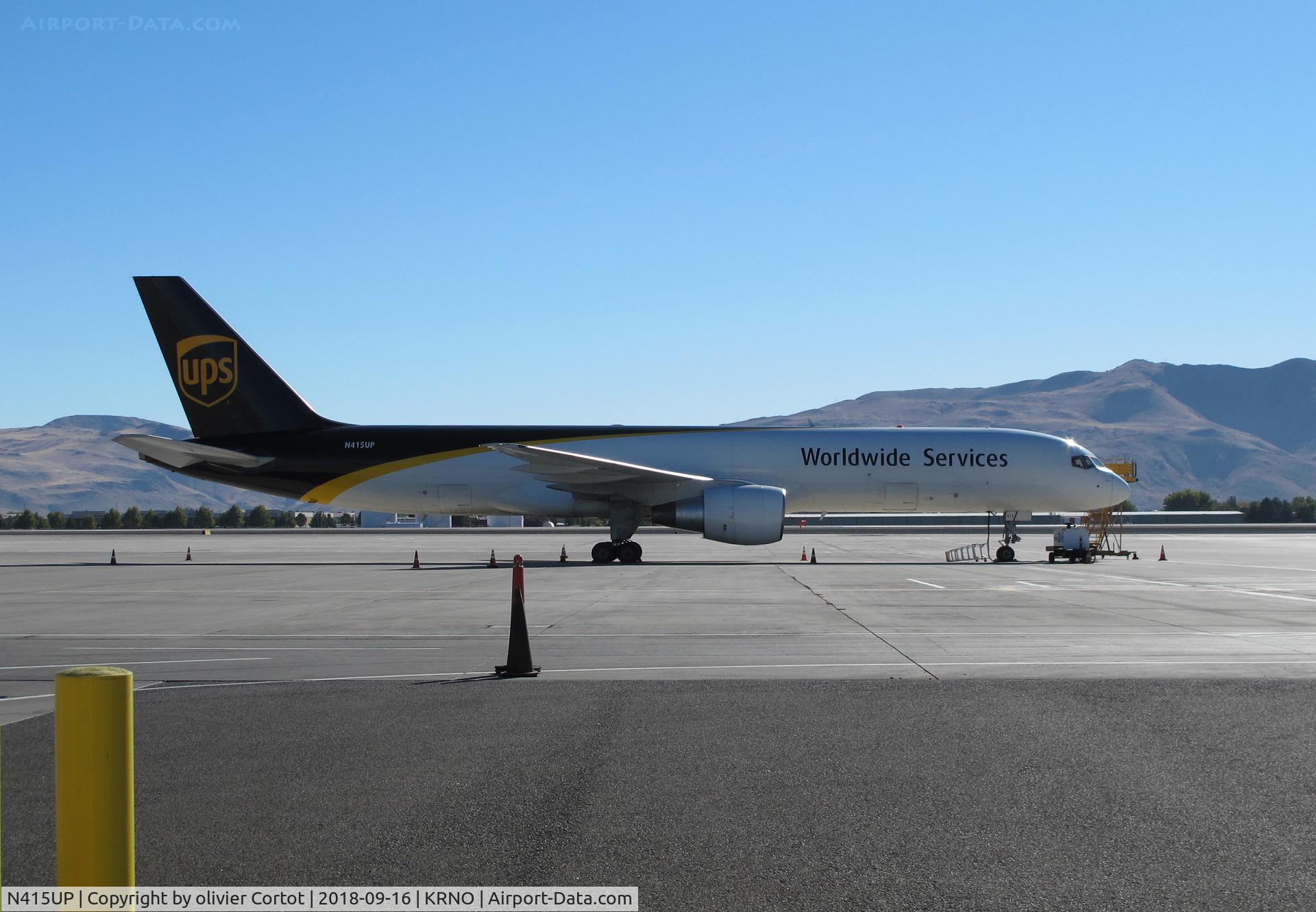 N415UP, 1988 Boeing 757-24APF C/N 23855, waiting at Reno airport