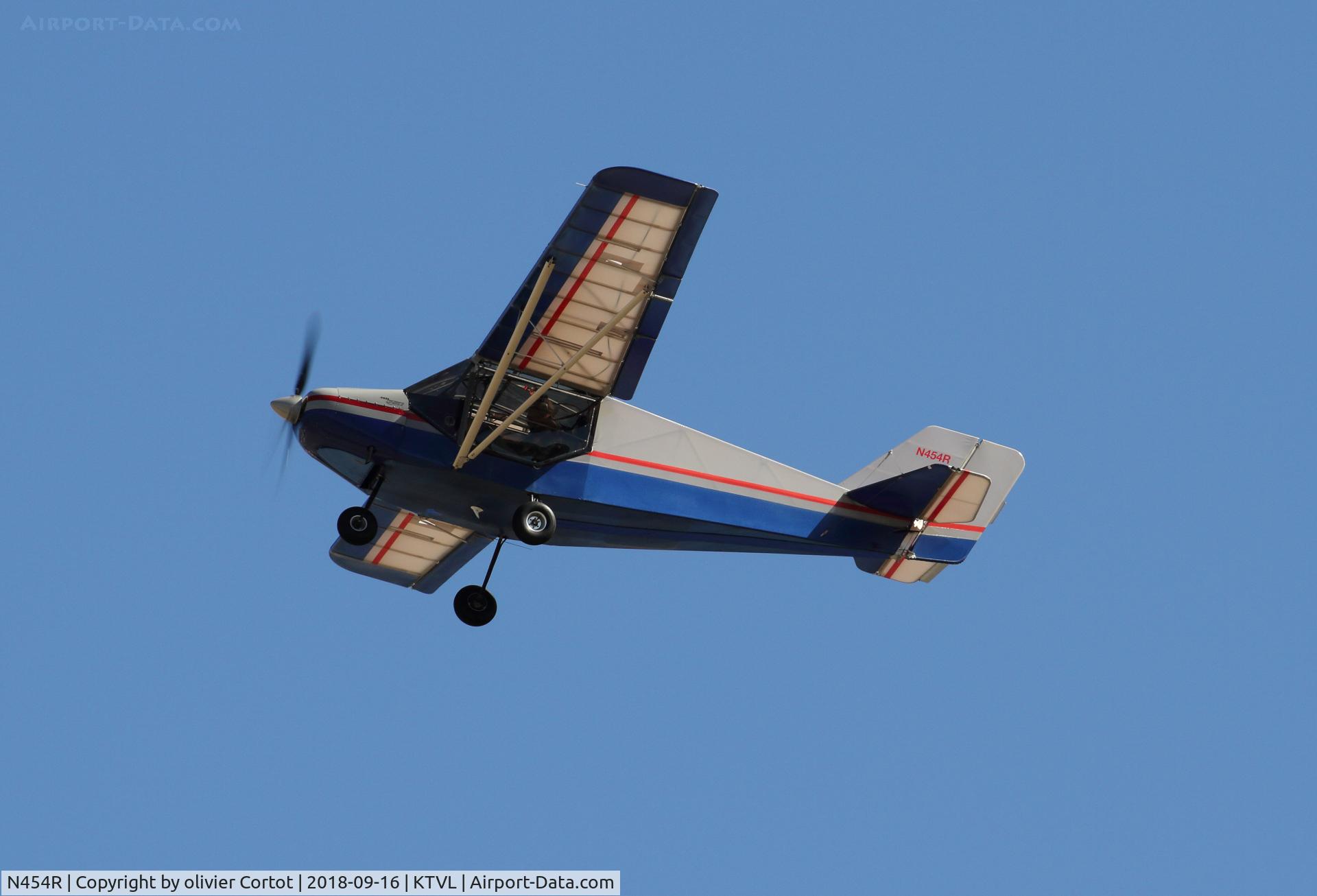 N454R, 2003 Rans S-6ES Coyote II C/N 10021461, taking off