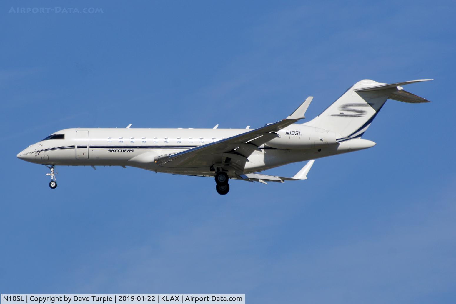N10SL, 2006 Bombardier BD-700-1A11 Global 5000 C/N 9221, Owned and operated by Skechers USA, Inc., the great casual shoe company.