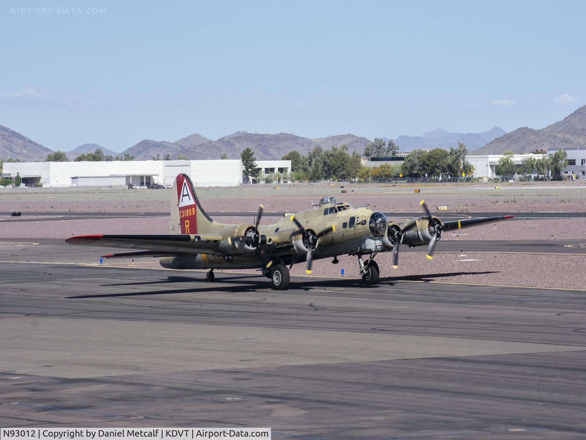 N93012, 1944 Boeing B-17G-30-BO Flying Fortress C/N 32264, Wings of Freedom Tour at Phoenix Deer Valley Airport