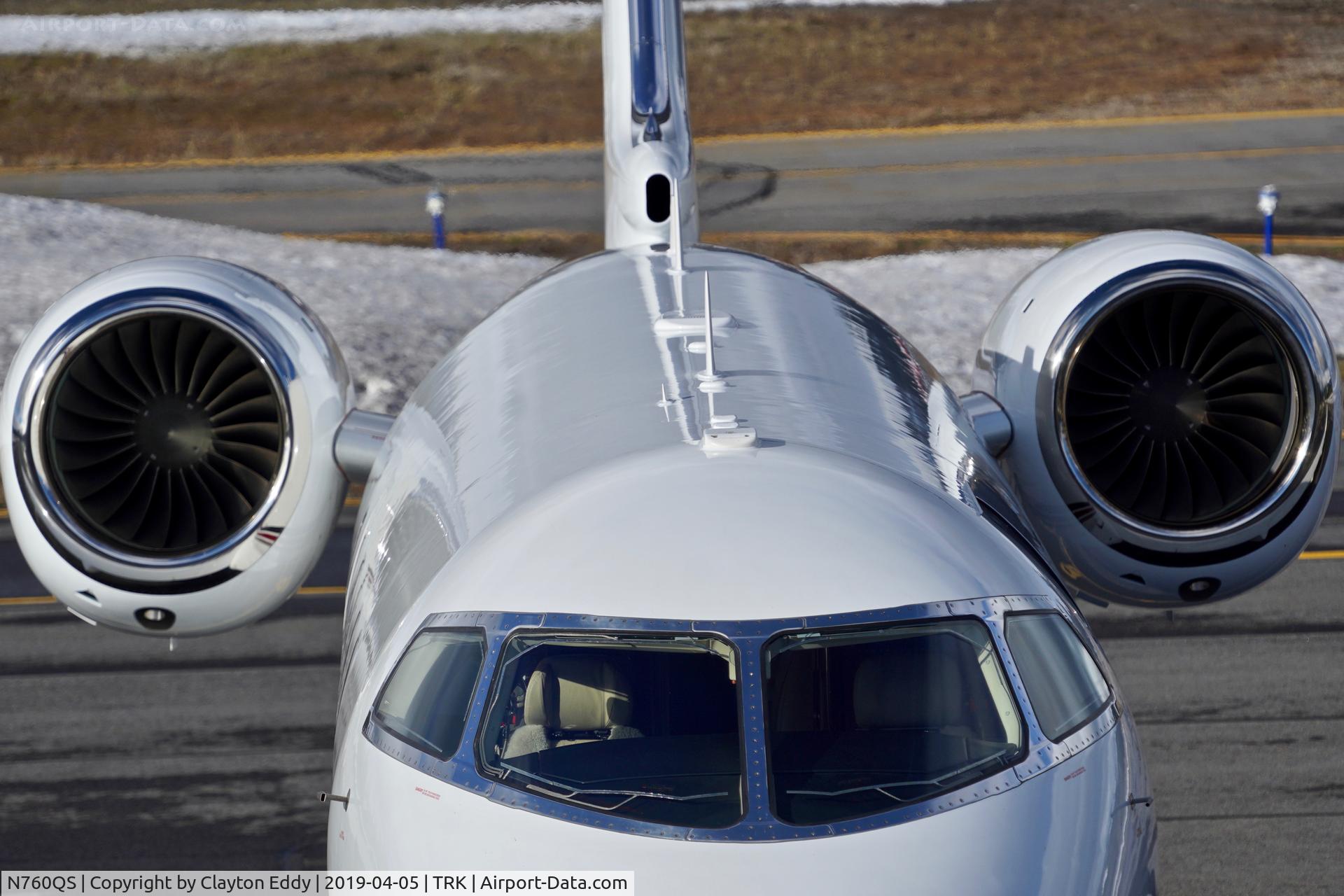 N760QS, 2018 Bombardier Challenger 350 (BD-100-1A10) C/N 20755, Truckee Airport California 2019.