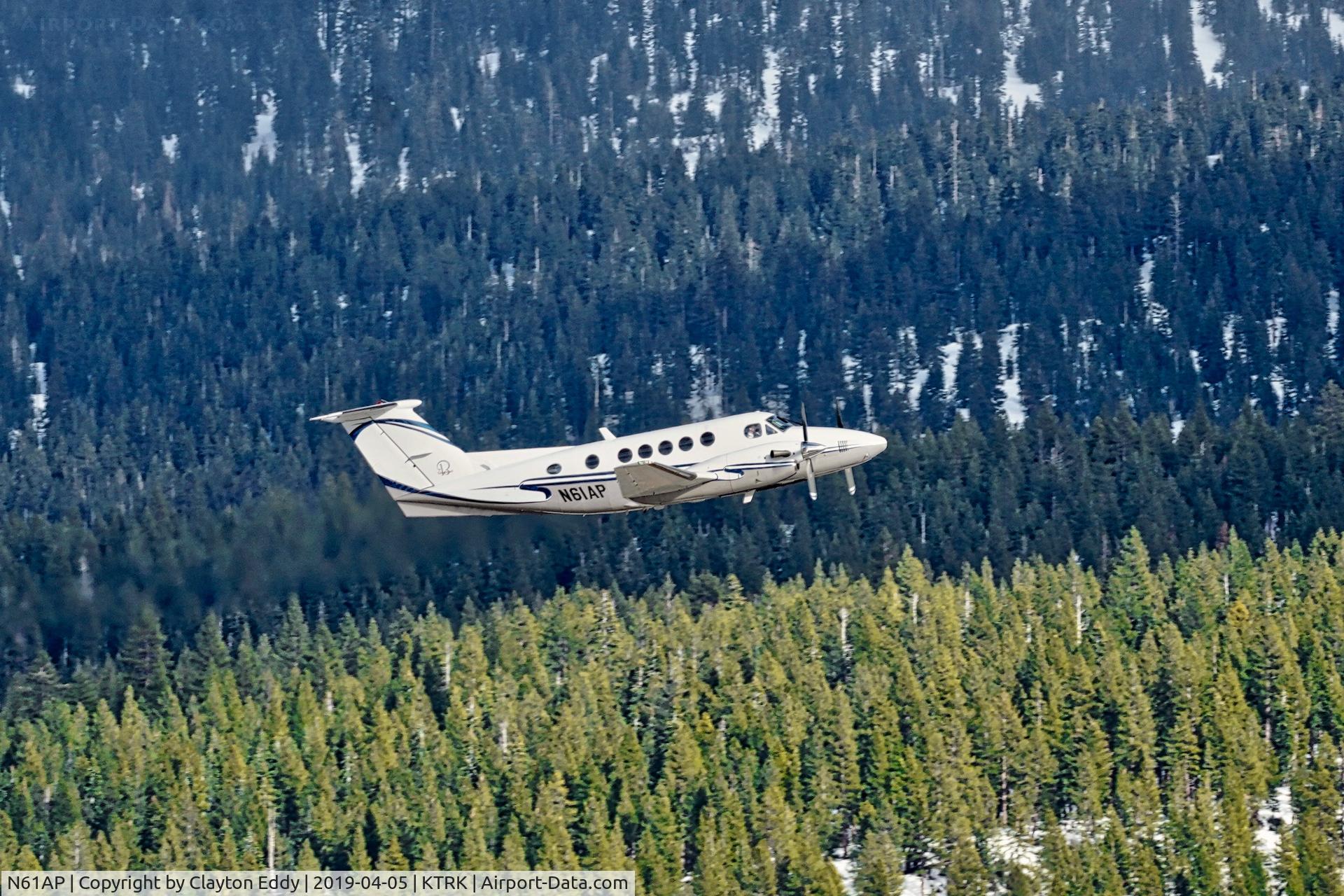 N61AP, 1984 Beech B200 King Air C/N BB-1192, Truckee Airport California 2019.