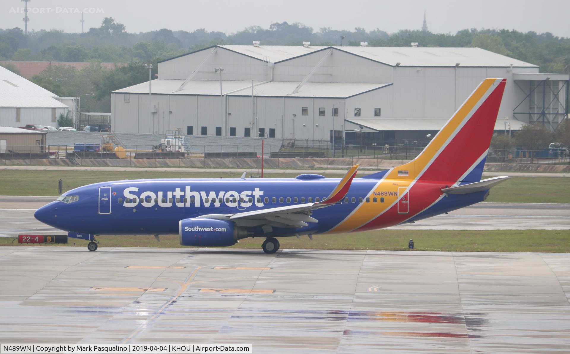 N489WN, 2004 Boeing 737-7H4 C/N 33855, Boeing 737-7H4