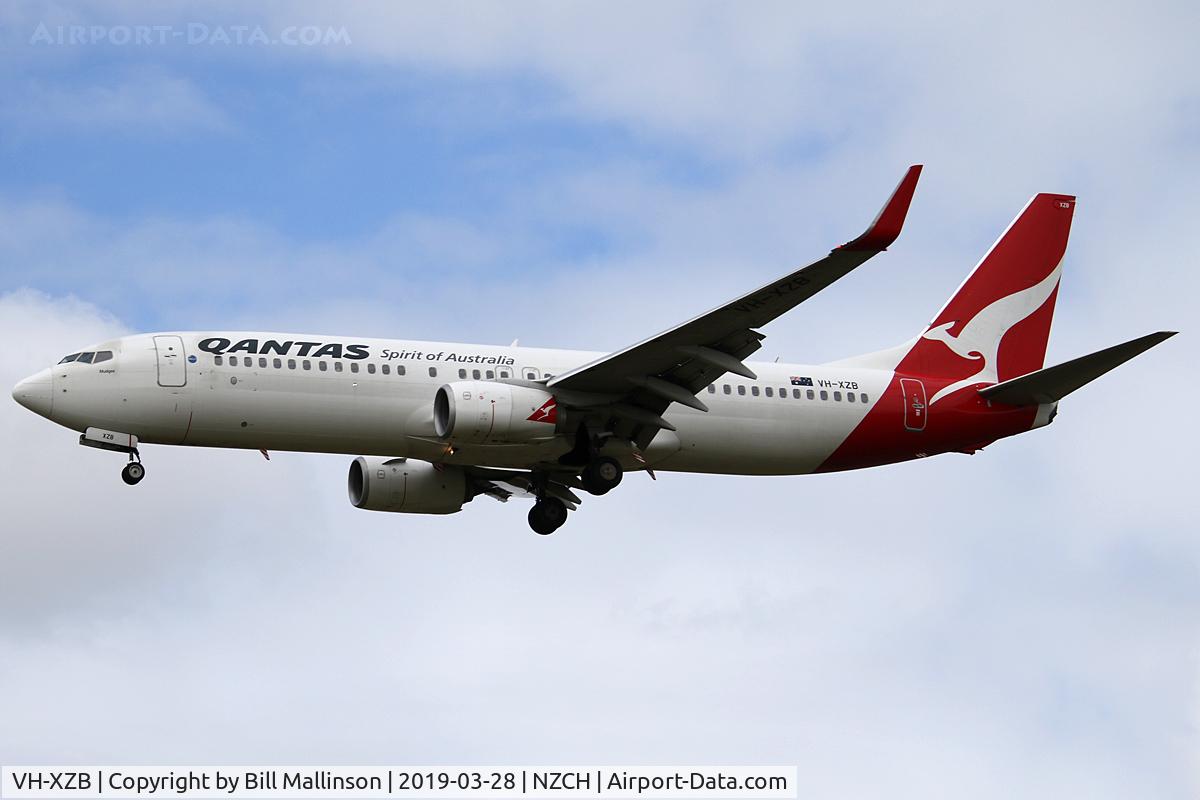 VH-XZB, 2012 Boeing 737-838 C/N 39360, QF135