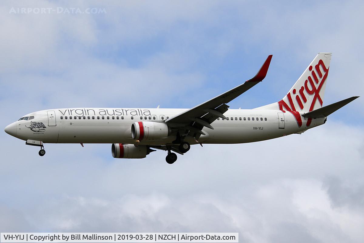 VH-YIJ, 2012 Boeing 737-8FE C/N 39924, VA125 from BNE