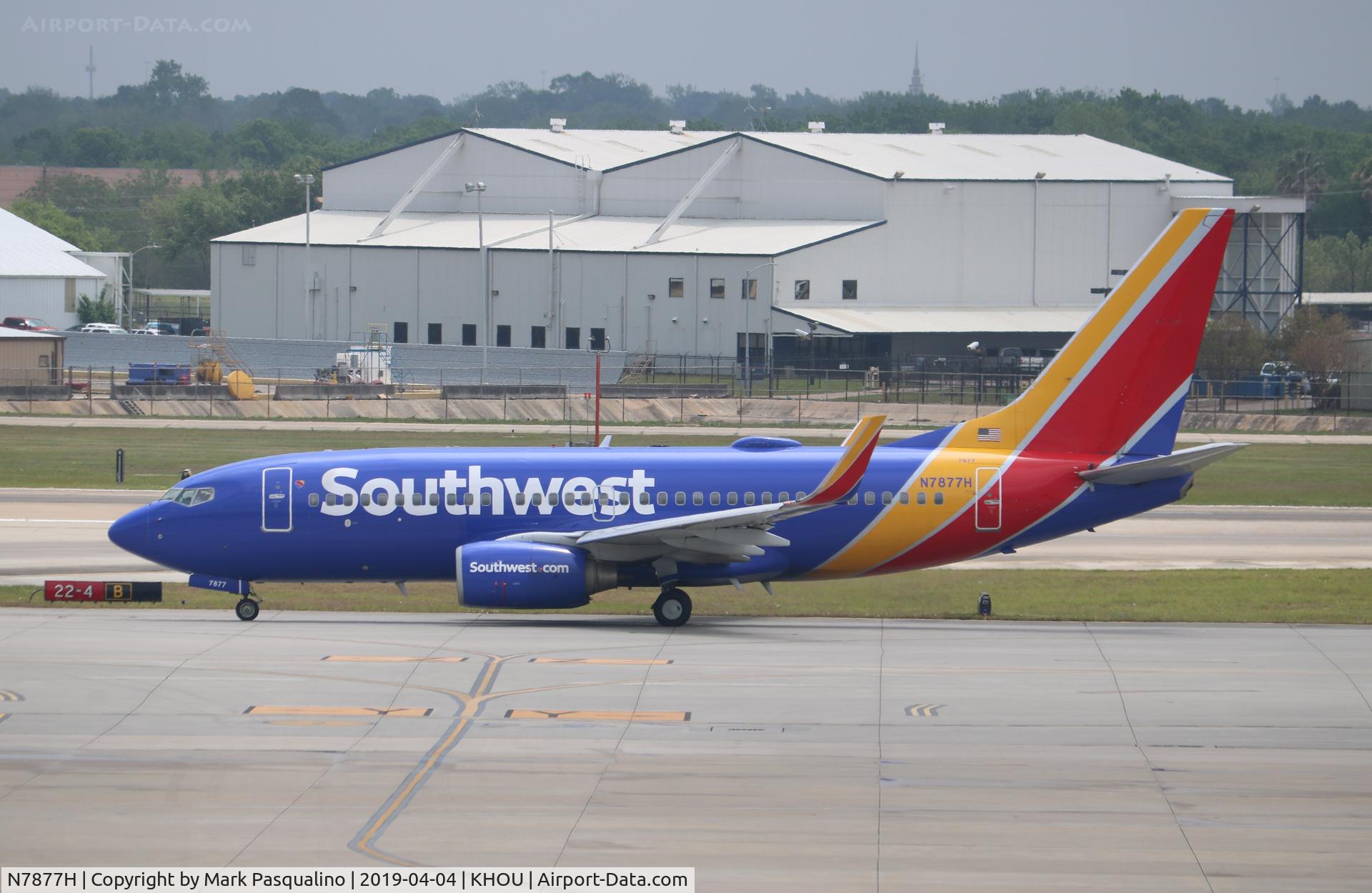 N7877H, 2005 Boeing 737-7Q8 C/N 29359, Boeing 737-7Q8