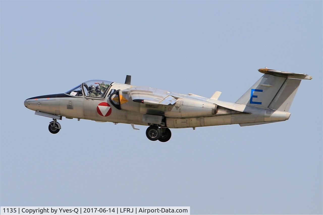1135, Saab 105OE C/N 105435, Saab 105OE, Take off rwy 26, Landivisiau Naval Air Base (LFRJ) Tiger Meet 2017