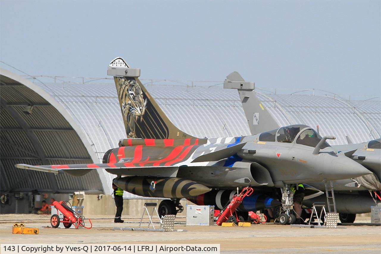 143, 2013 Dassault Rafale C C/N 143, Dassault Rafale C, Flight line, Landivisiau Naval Air Base (LFRJ) Tiger Meet 2017