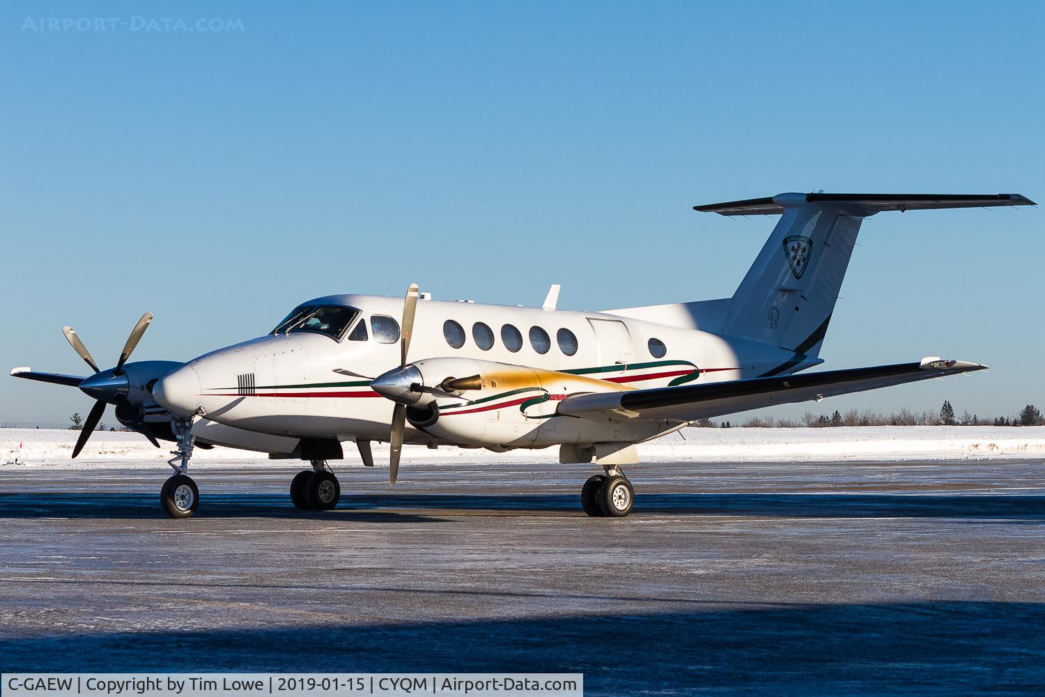 C-GAEW, 1996 Raytheon B200 King Air C/N BB-1546, Parked in front of it's hangar.