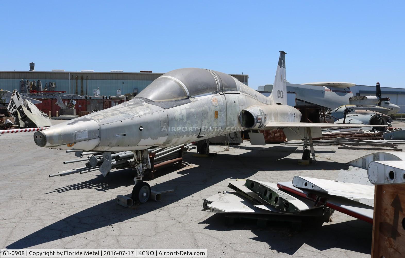 61-0908, 1961 Northrop T-38A Talon C/N N.5274, T-38A