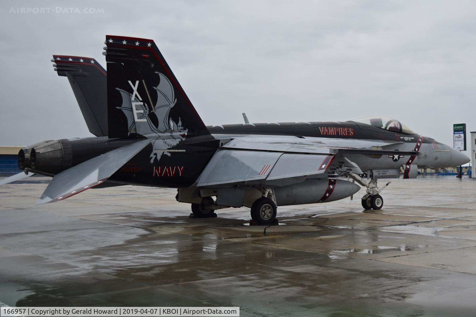 166957, Boeing F/A-18E Super Hornet C/N E199, VX-9.