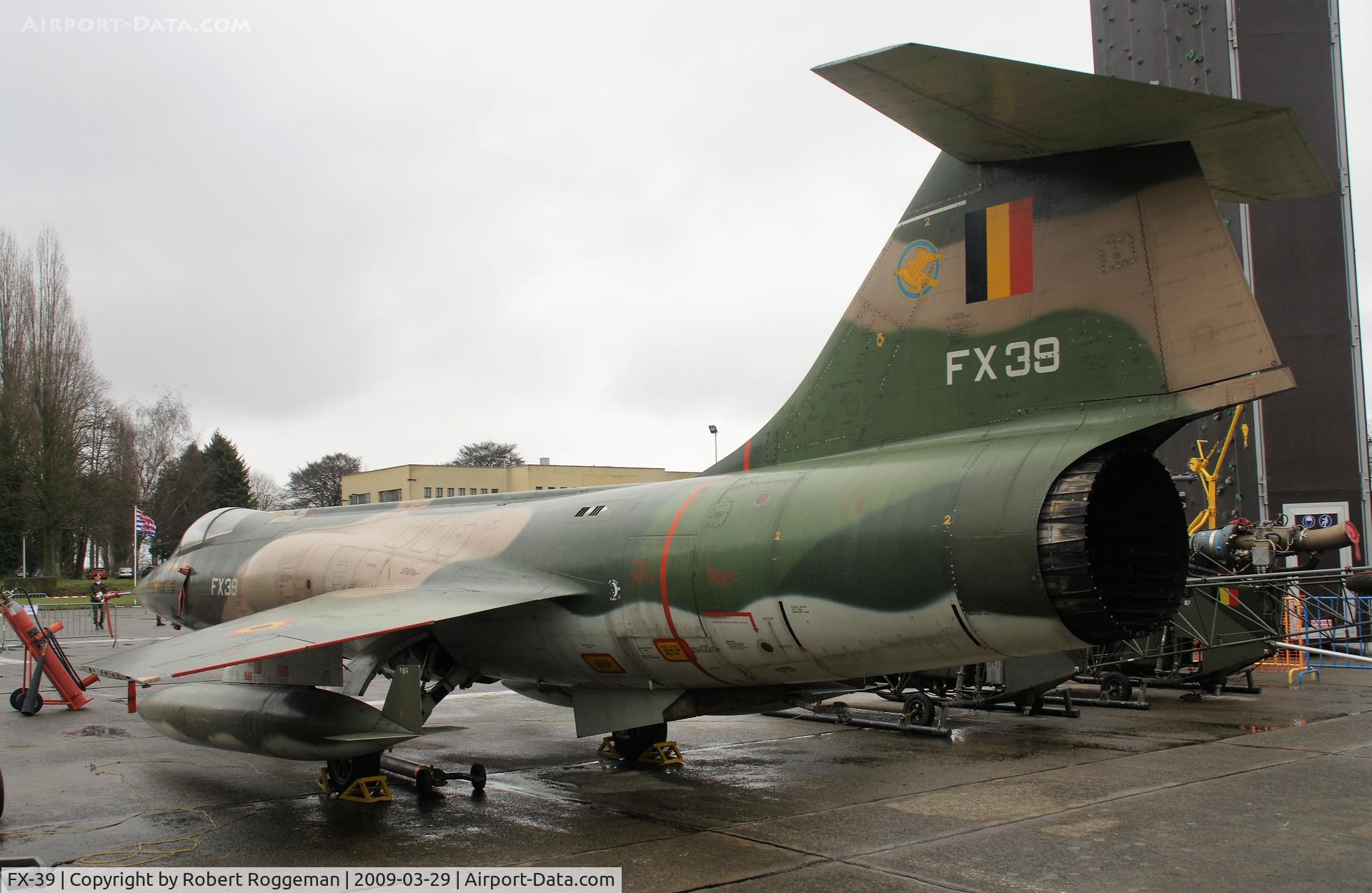 FX-39, Lockheed F-104G Starfighter C/N 683-9079, SAFFRAANBERG TECHNICAL SCHOOL BAF.
INSTRUCTIONAL AIRFRAME.