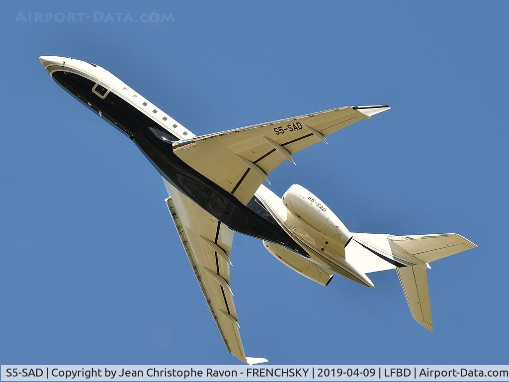 S5-SAD, 2013 Bombardier BD-700-1A10 Global 6000 C/N 9553, Elitavia departure runway 29