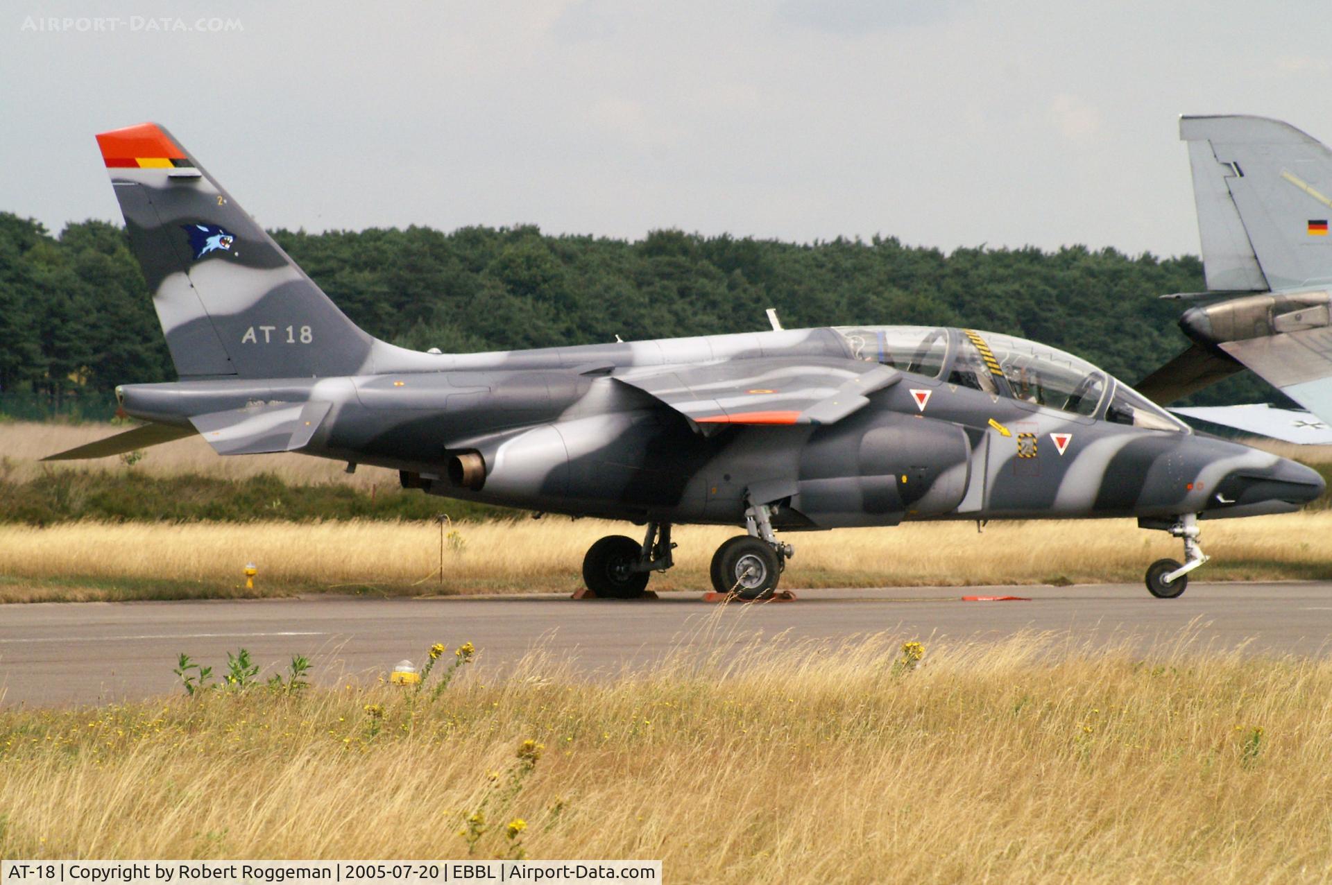 AT-18, Dornier Alpha Jet 1B+ C/N 1067, SPOTTERSDAY.SPECIAL PAINT.
