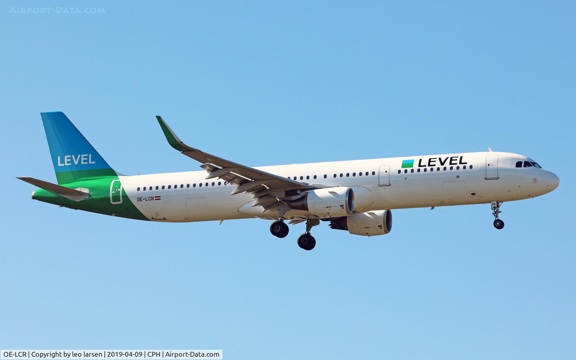 OE-LCR, 2015 Airbus A321-211 C/N 6719, Copenhagen 9.4.2019