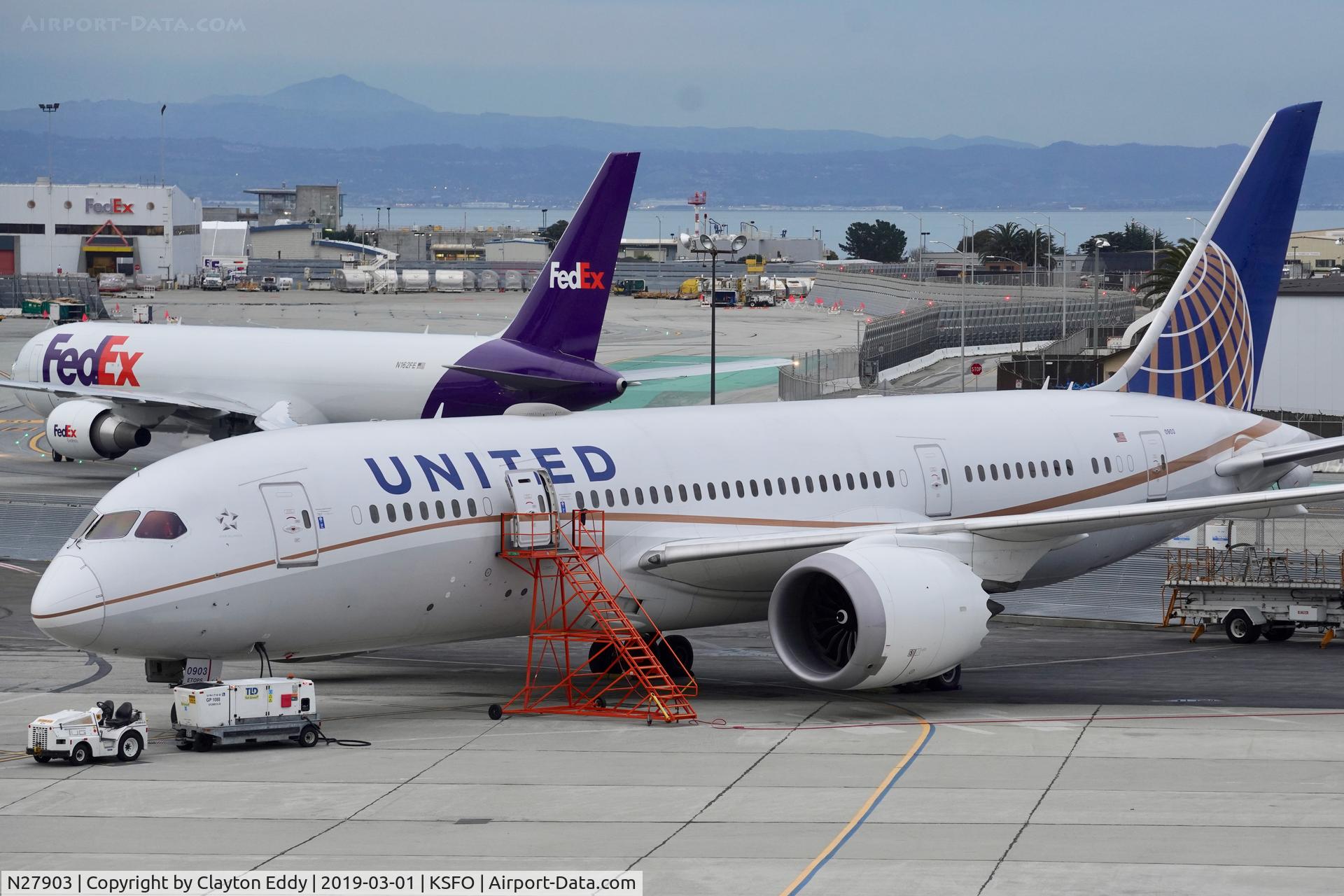 N27903, 2012 Boeing 787-8 Dreamliner C/N 34823, SFO 2019.