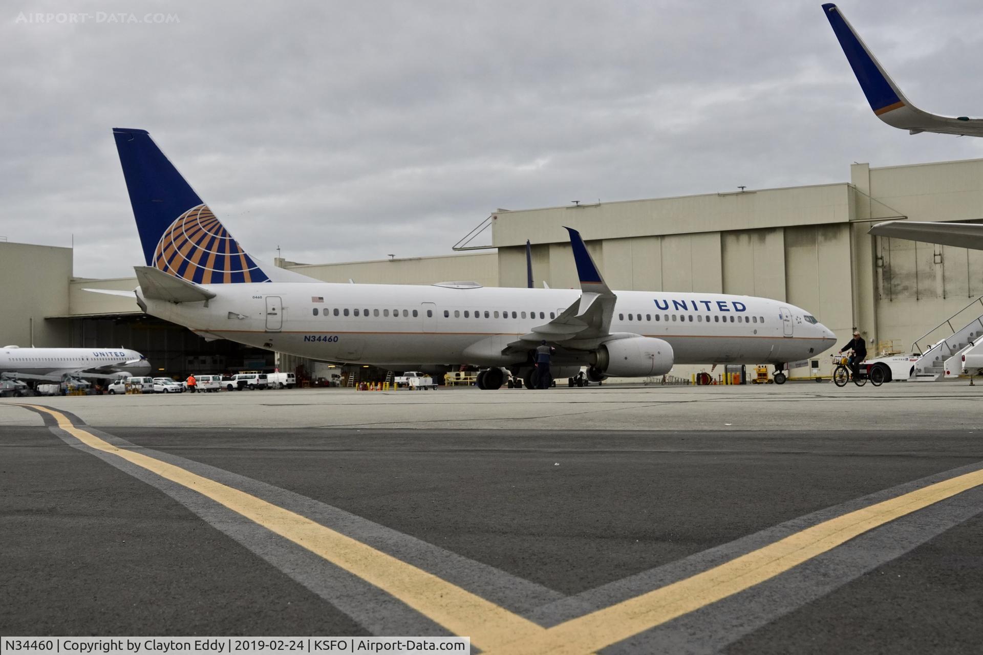 N34460, 2012 Boeing 737-924/ER C/N 37200, SFO 2019.
