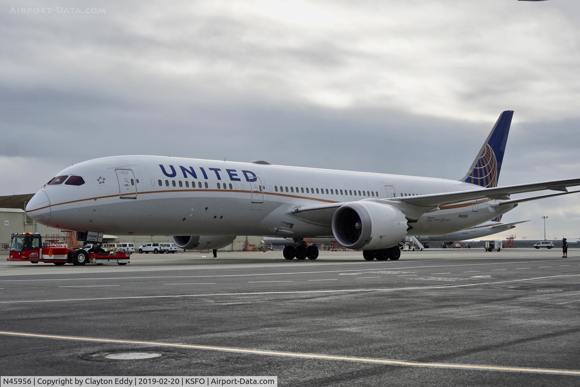 N45956, 2015 Boeing 787-9 Dreamliner C/N 40918, SFO 2019.