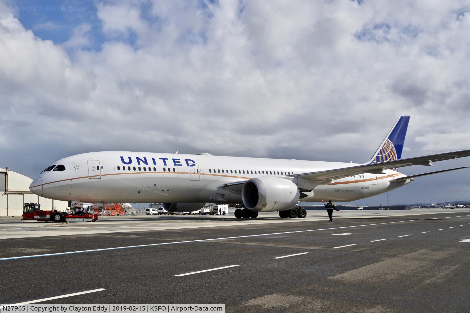N27965, 2016 Boeing 787-9 Dreamliner C/N 37815, SFO 2019.