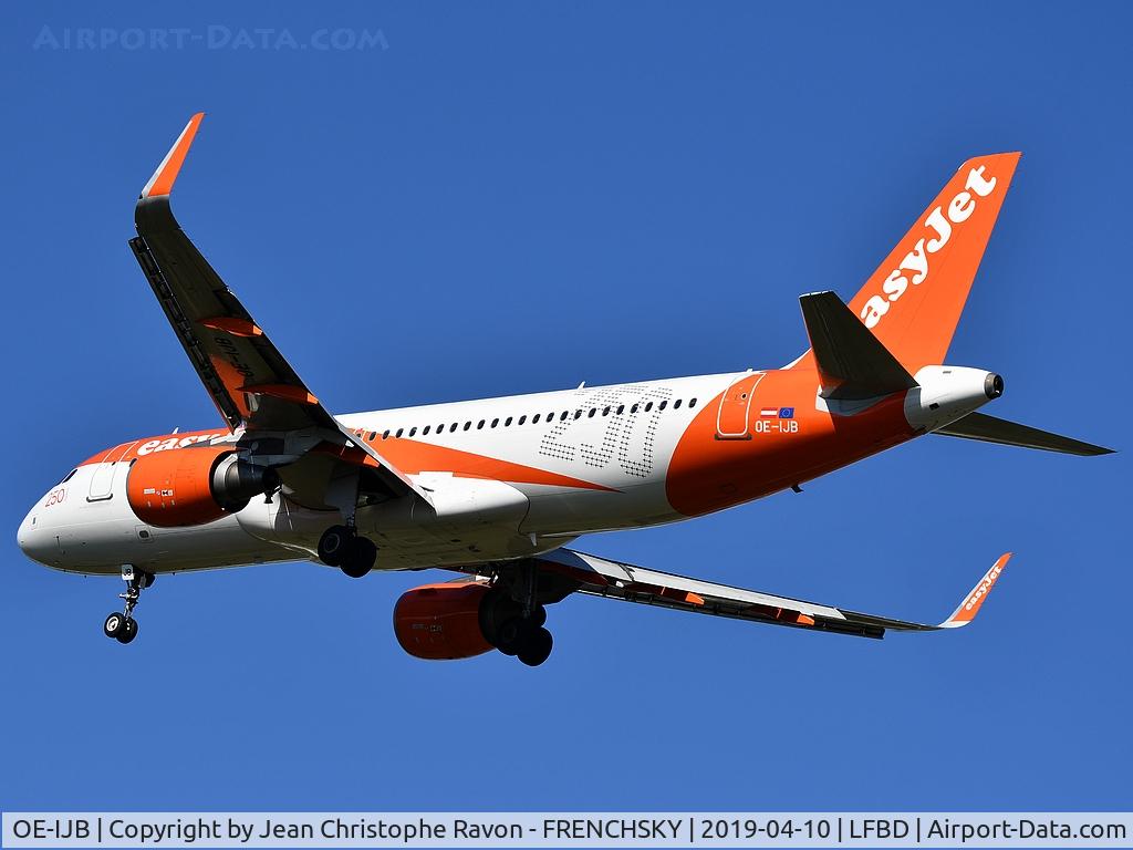 OE-IJB, 2015 Airbus A320-214 C/N 6572, easyJet (250th Airbus Livery) U21685 from Nice landing runway 23