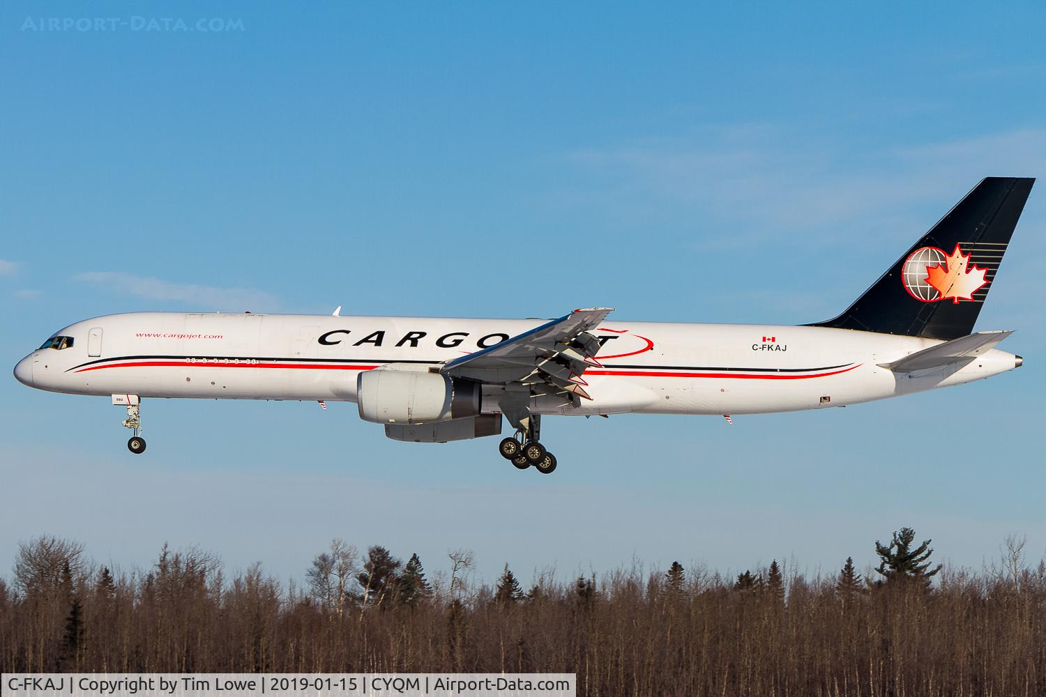 C-FKAJ, 1989 Boeing 757-23APF C/N 24566, Landing on 29.