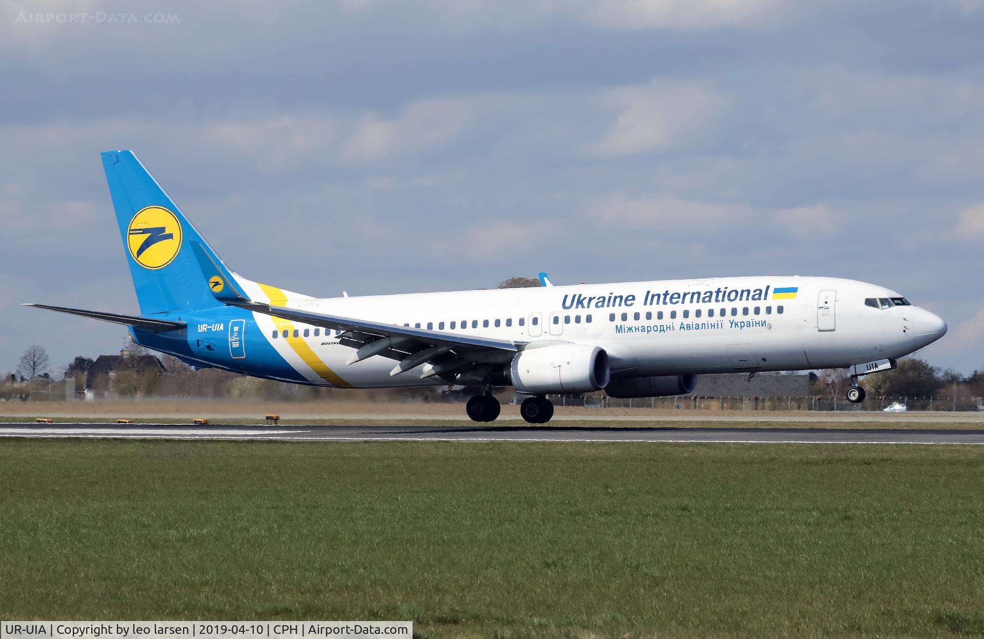 UR-UIA, 2017 Boeing 737-8KV C/N 38121, Copenhagen 10.4.2019