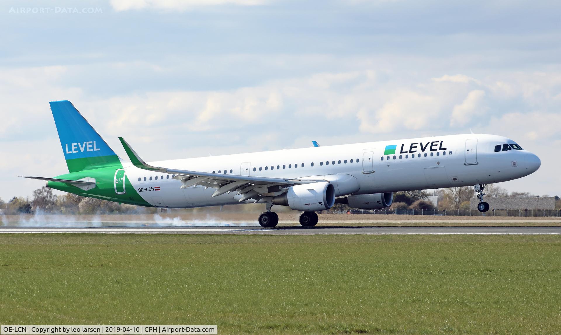 OE-LCN, 2015 Airbus A321-211 C/N 6454, Copenhagen 10.4.2019