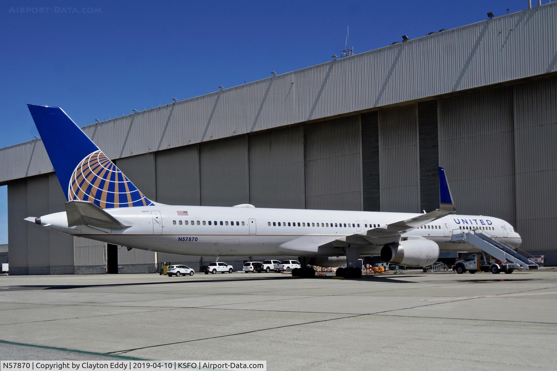 N57870, 2003 Boeing 757-33N C/N 33525, SFO 2019.
