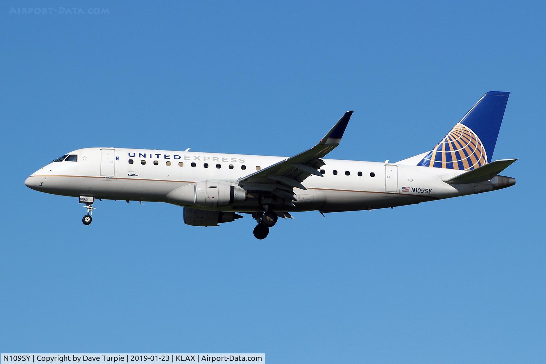 N109SY, 2014 Embraer 175LR (ERJ-170-200LR) C/N 17000402, No comment.