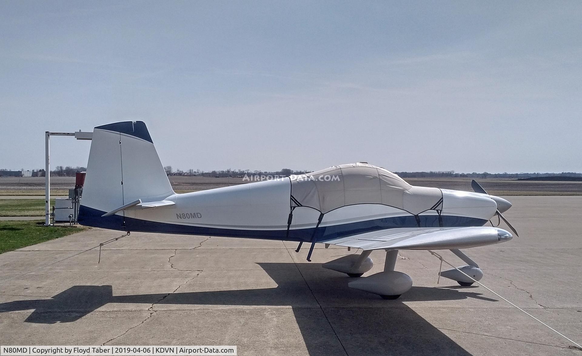 N80MD, 1975 Beech A100 King Air C/N B-218, Spending the weekend at the QCA