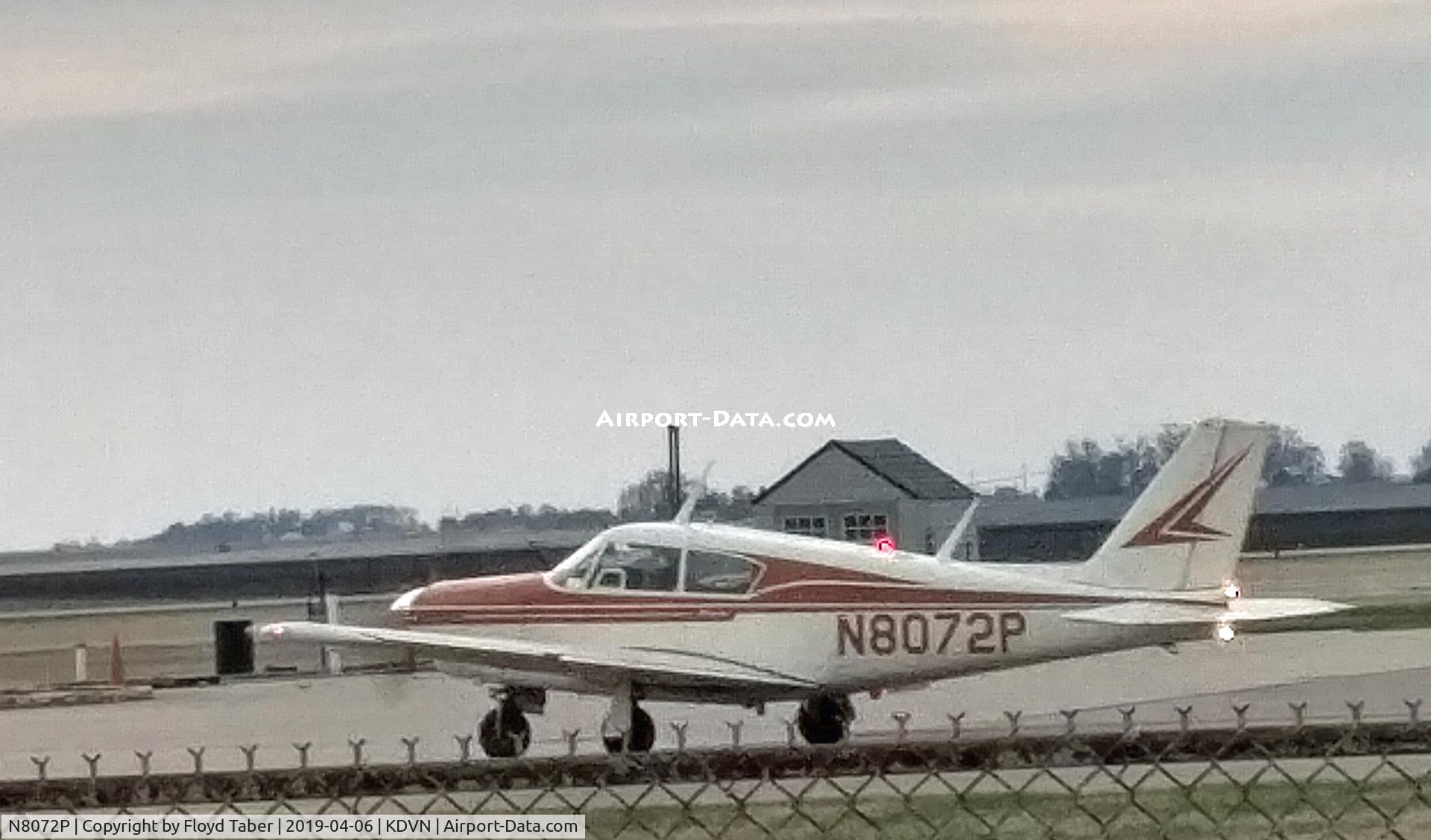 N8072P, 1962 Piper PA-24 C/N 24-3319, In the runup position