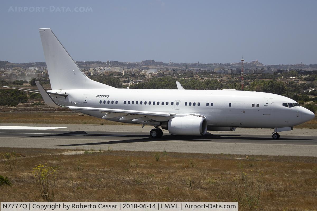N7777Q, 2002 Boeing 737-7BC C/N 33036, Runway 23