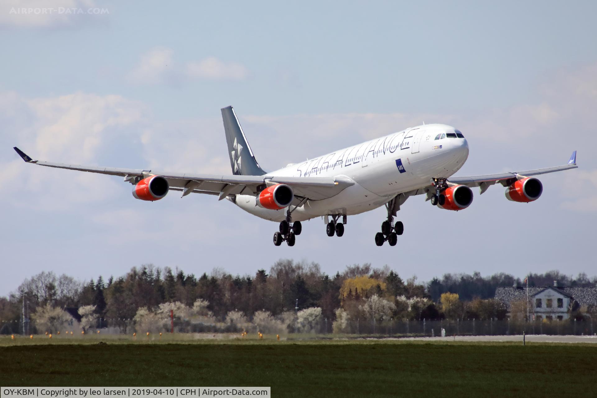 OY-KBM, 2002 Airbus A340-313X C/N 450, Copenhagen 10.4.2019