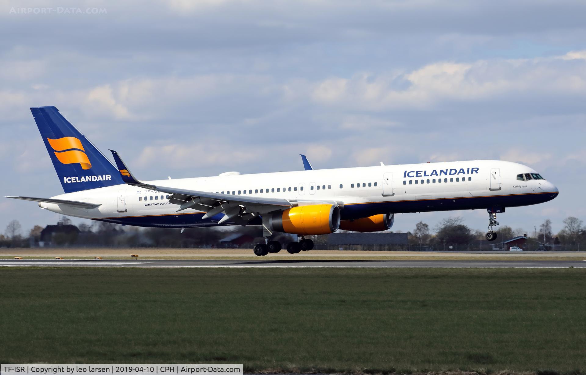 TF-ISR, 1999 Boeing 757-256 C/N 26248, Copenhagen 10.4.2019